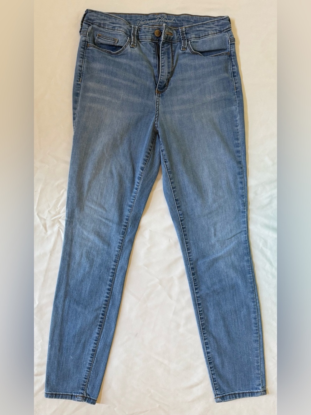 Universal Thread High Rise Slim Straight Jeans Women’s 6/28